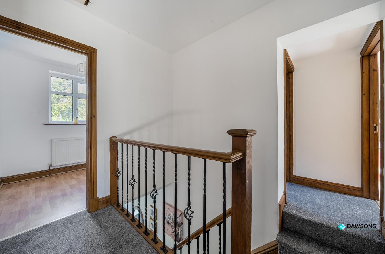 Portway, Bishopston, Swansea, SA3 3JR